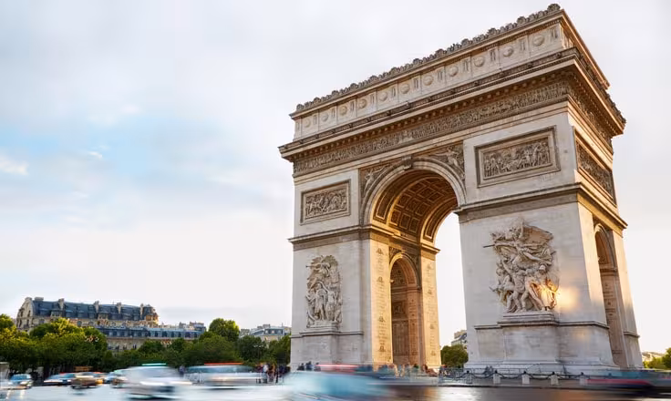 Frankreich treibt B2B-E-Rechnungsreform mit neuem API-Standard voran