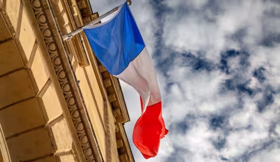 Frankreich bestätigt E-Invoicing-Start im September 2026 und veröffentlicht Leitfaden für den Betriebsstart