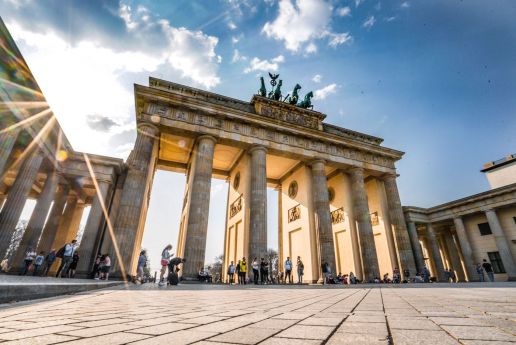 Besondere Ank&uuml;ndigung: E-Rechnungspflicht f&uuml;r B2B in Deutschland?