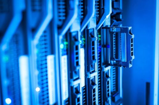 Von der Altlast- zur Leading-Edge-Technologie: Ein Leitfaden für die Rechenzentrumsmigration