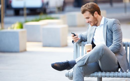 Mit Comarch MOBILE immer und überall Online- und Offine-Zugriff aufs ERP